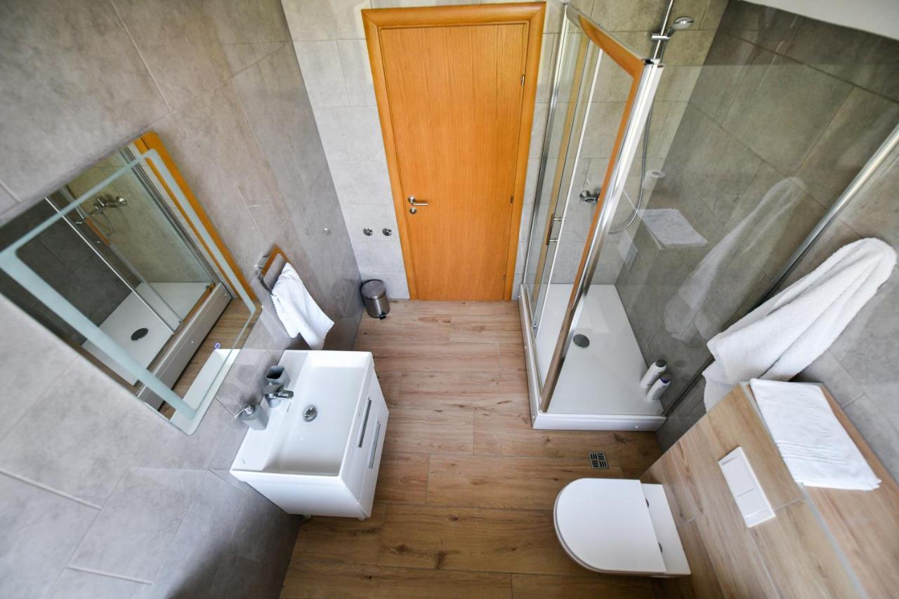 באניה לוקה La Casa Apartments מראה חיצוני תמונה
