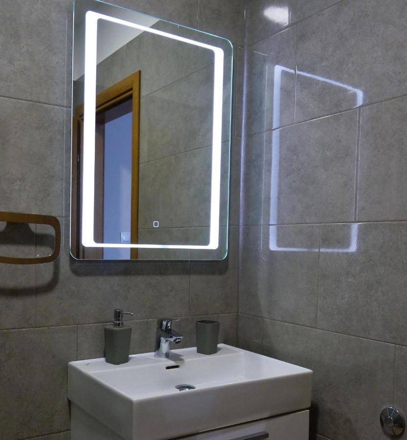 באניה לוקה La Casa Apartments מראה חיצוני תמונה